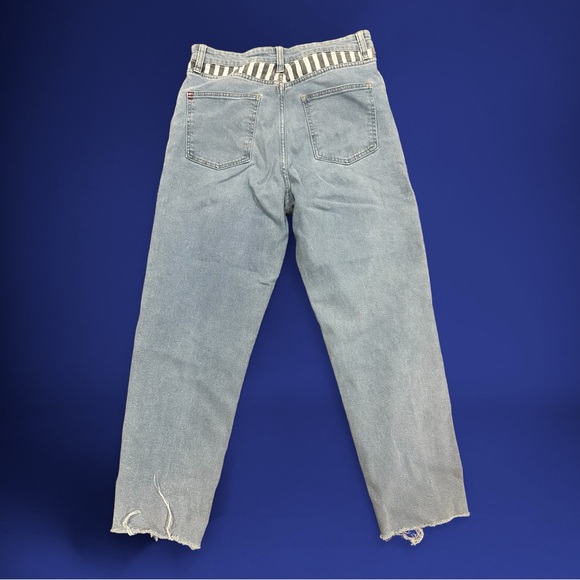 BDG Urban Outfitters Girlfriend Jeans Women's 30 Light Wash High Rise Button Fly - Picture 3 of 4